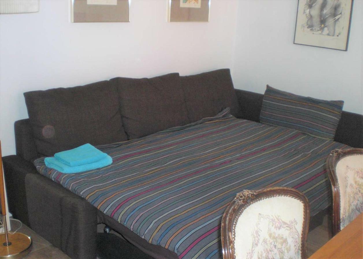 Beautiful And Cozy Remise For Up To 6 Guests Berlijn