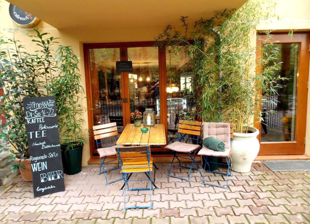 Beautiful And Cozy Remise For Up To 6 Guests * Berlijn